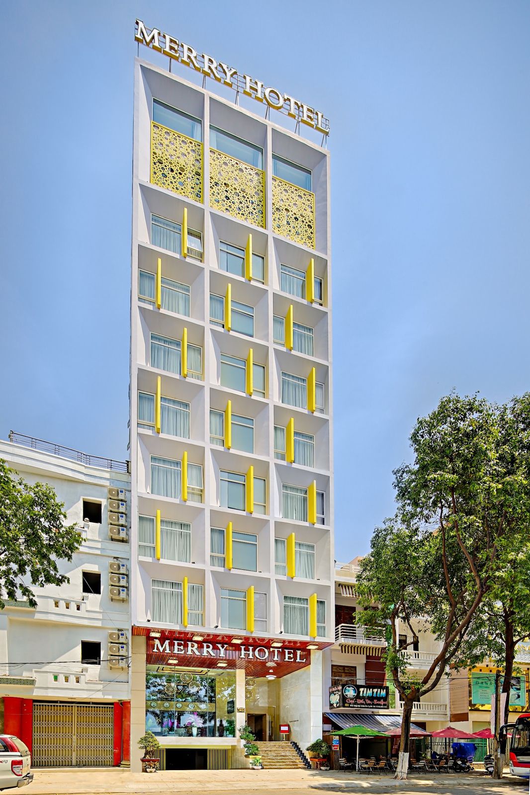 HSuites Riverside Hotel and Apartment