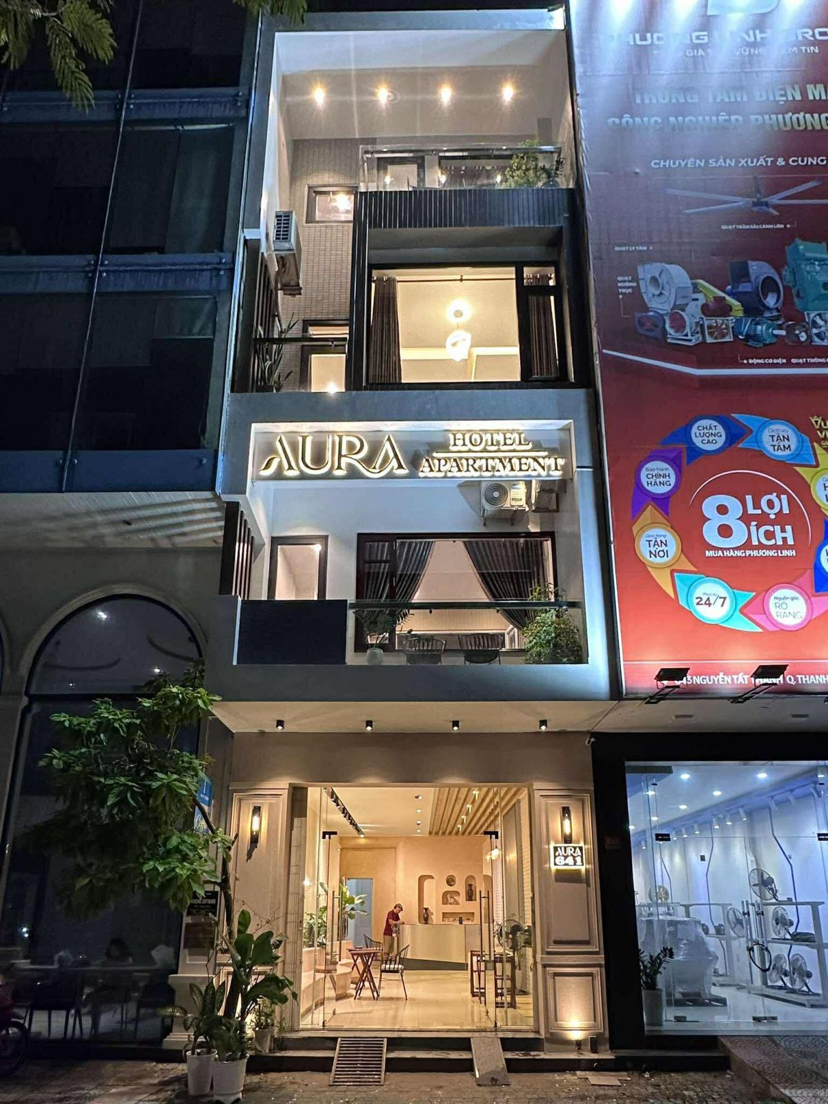 Aura Beachfront Hotel Apartment