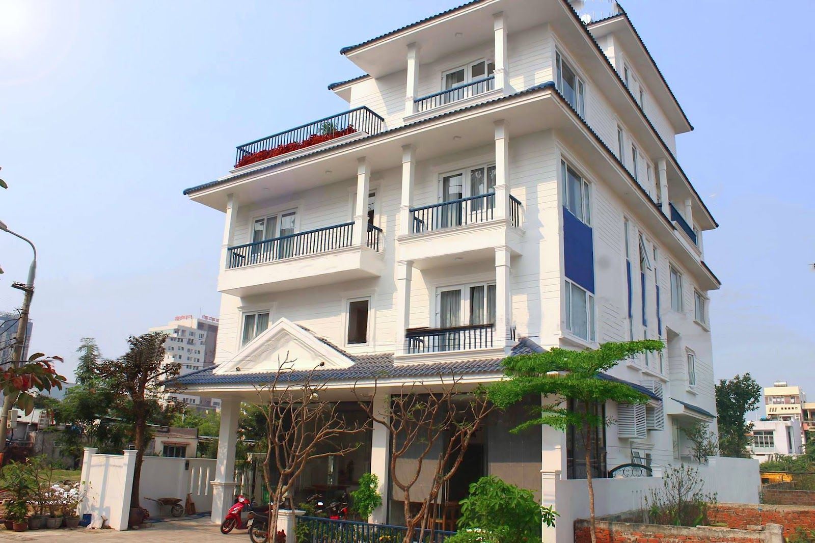 Cozy Apartment and hotel