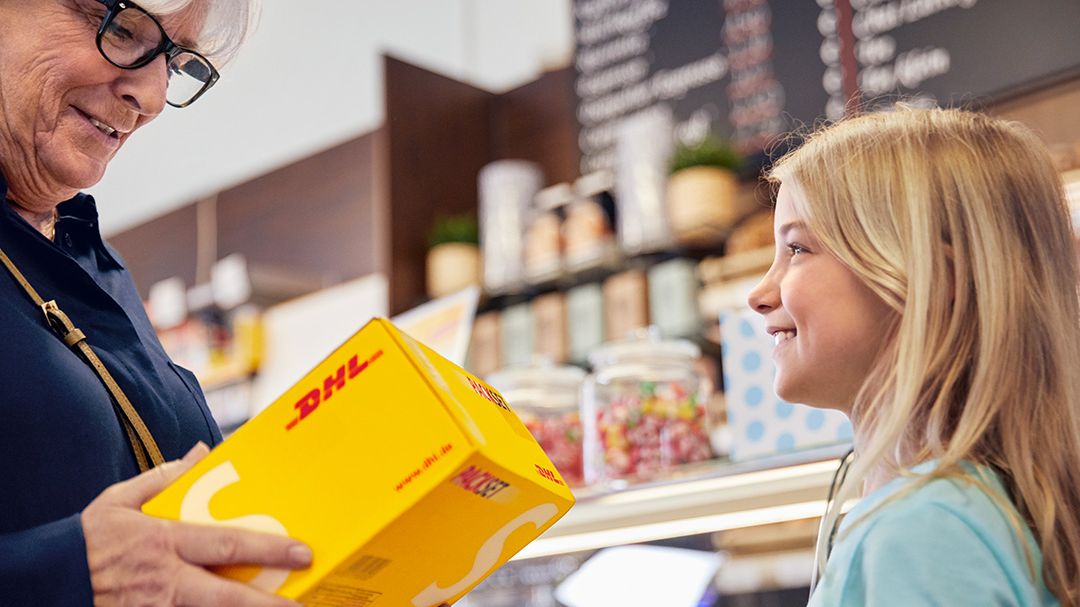 DHL Express Service Point (Điểm Dịch Vụ - Phan Tứ - Ngũ Hành Sơn)