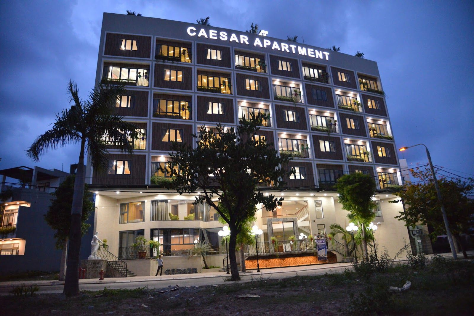 Caesar Apartment