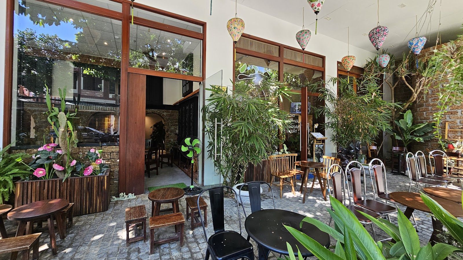 LAM Apartment & Hotel Đà Nẵng - Formerly MTR Apartment & Hotel
