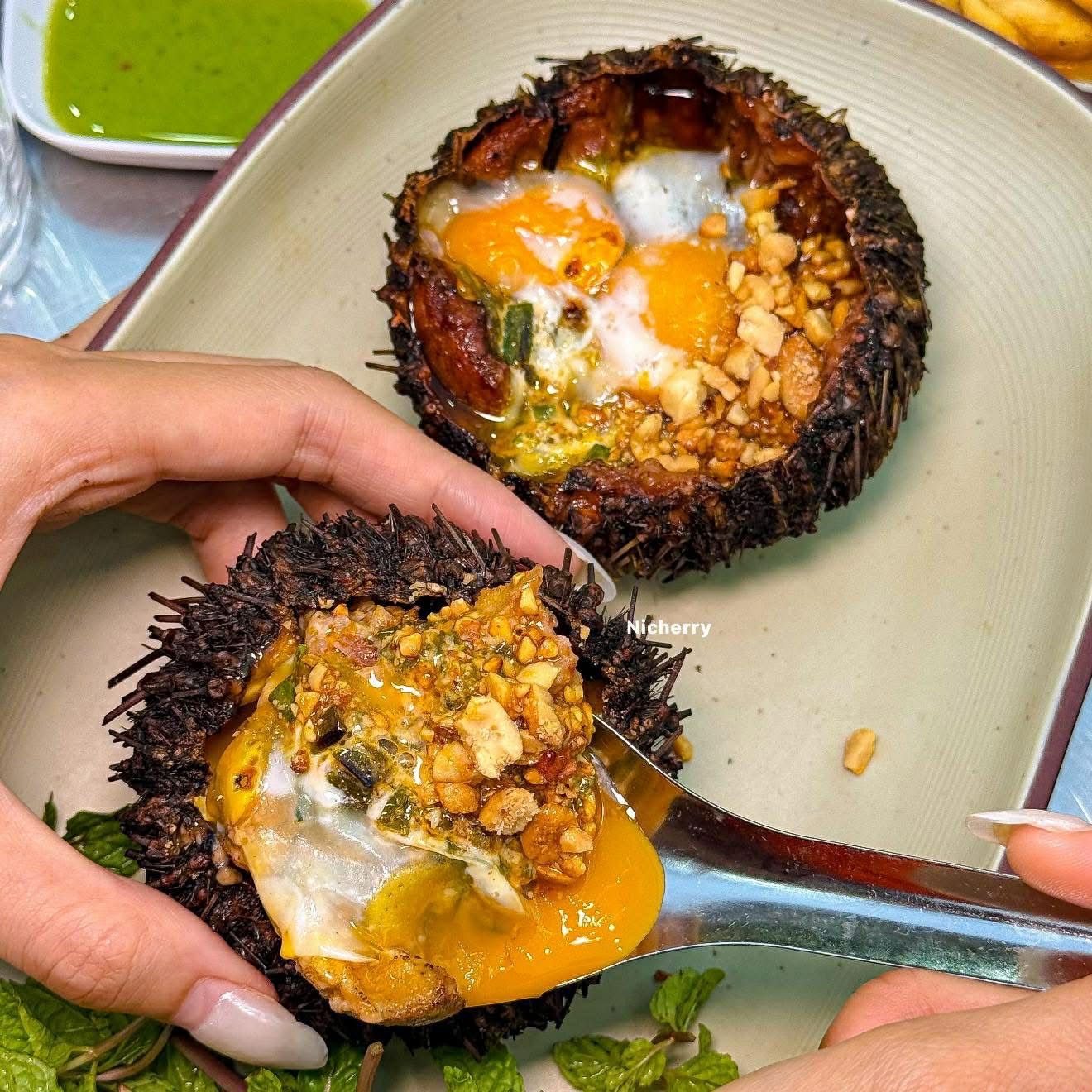 Hải Sản SẤM tươi sống bình dân ĐÀ NẴNG