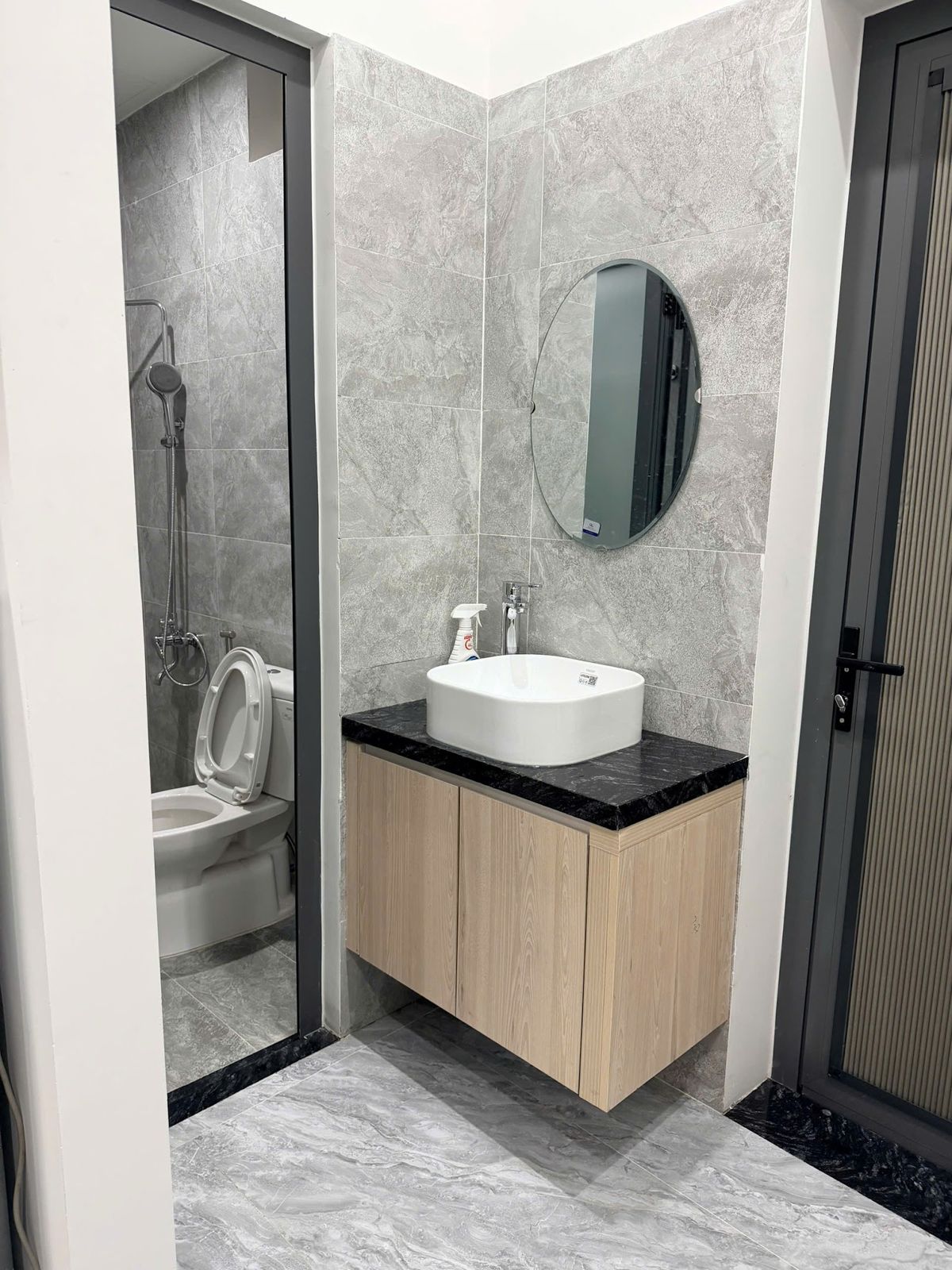 HKH House - Affordable Apartment and Room Rentals