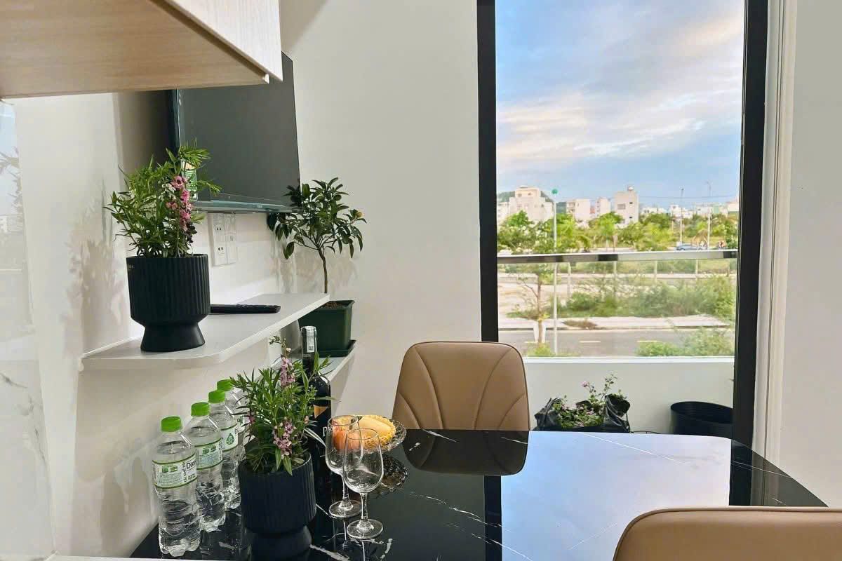 Windy House Apartment