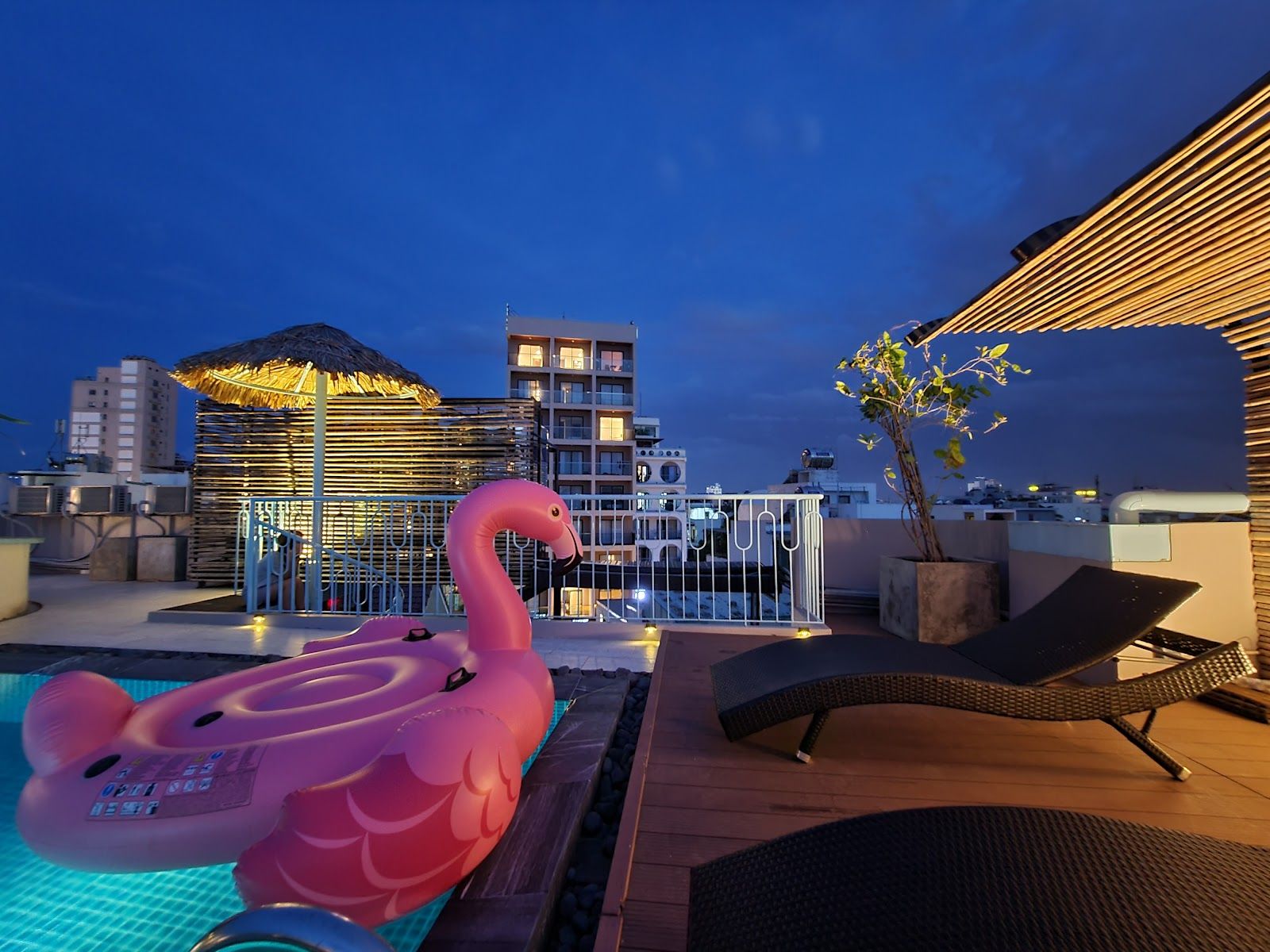 Lavencos Hotel My Khe Beach Da Nang