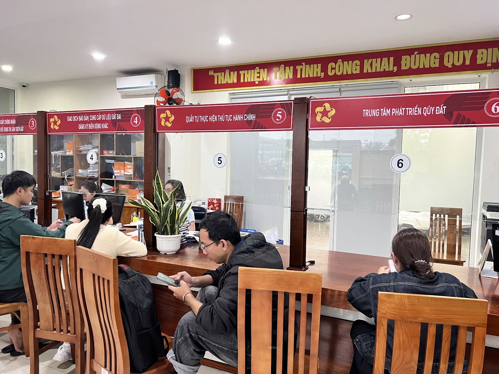 People's Committee of Ngũ Hành Sơn Ward