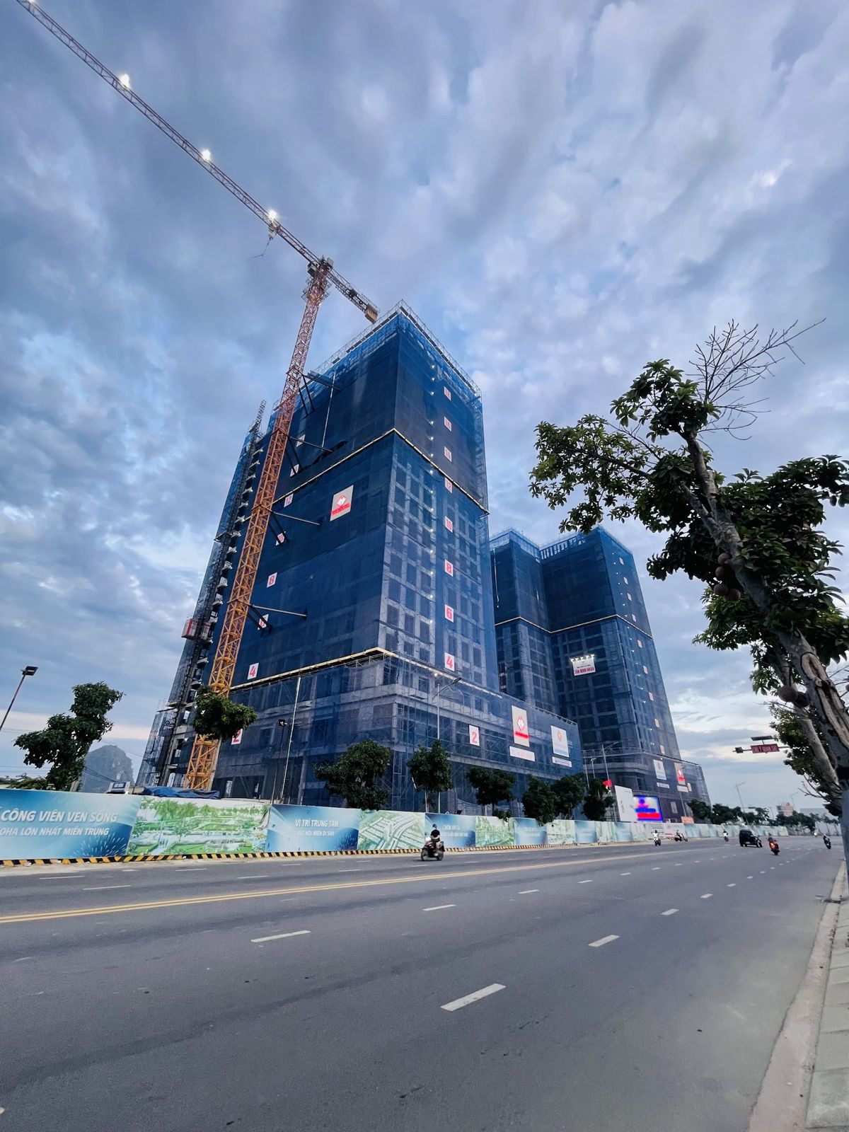 Khu phức hợp chung cư Ánh Dương