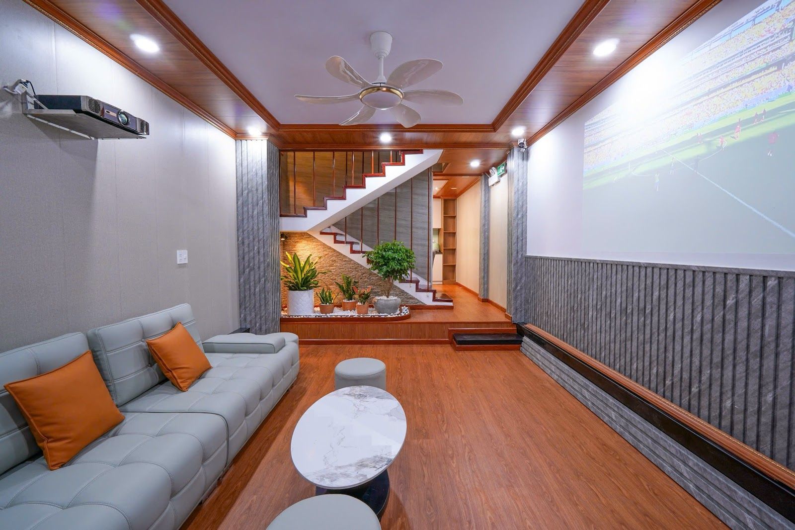 Casadana Le Dinh Duong