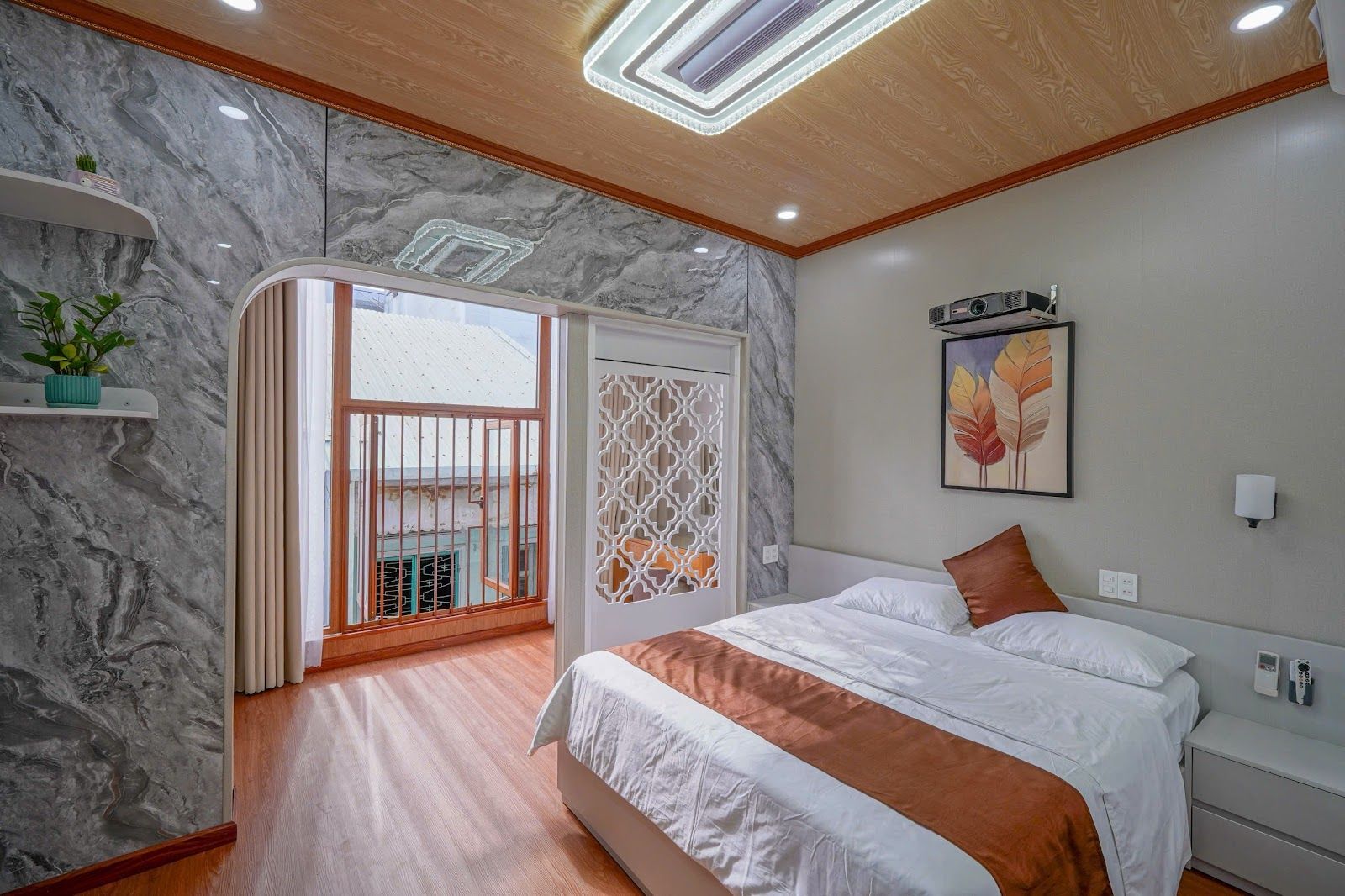 Casadana Le Dinh Duong
