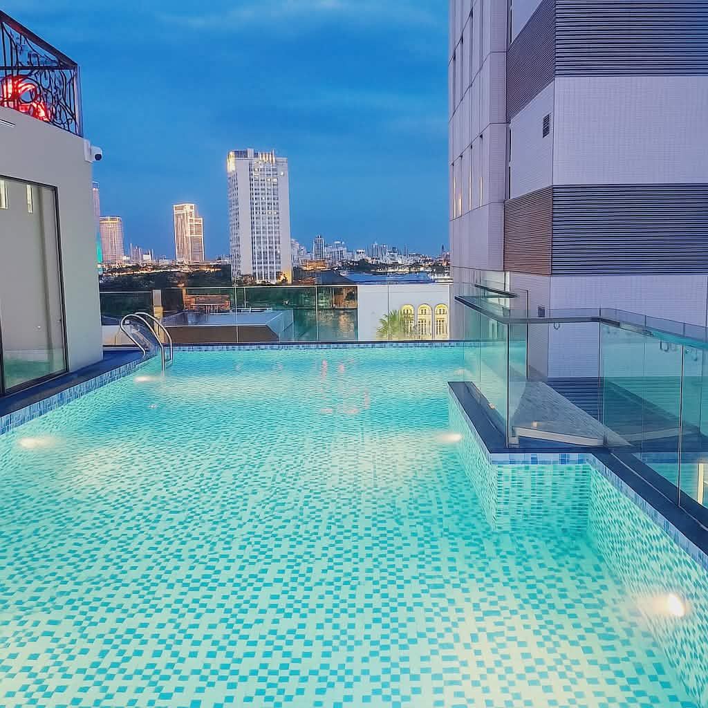 Louis Luxury Apartment