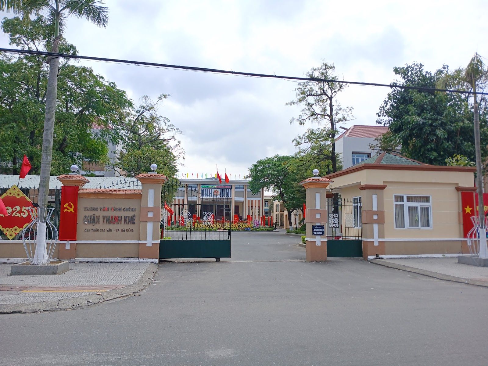 People's Committee of Thanh Khê Ward