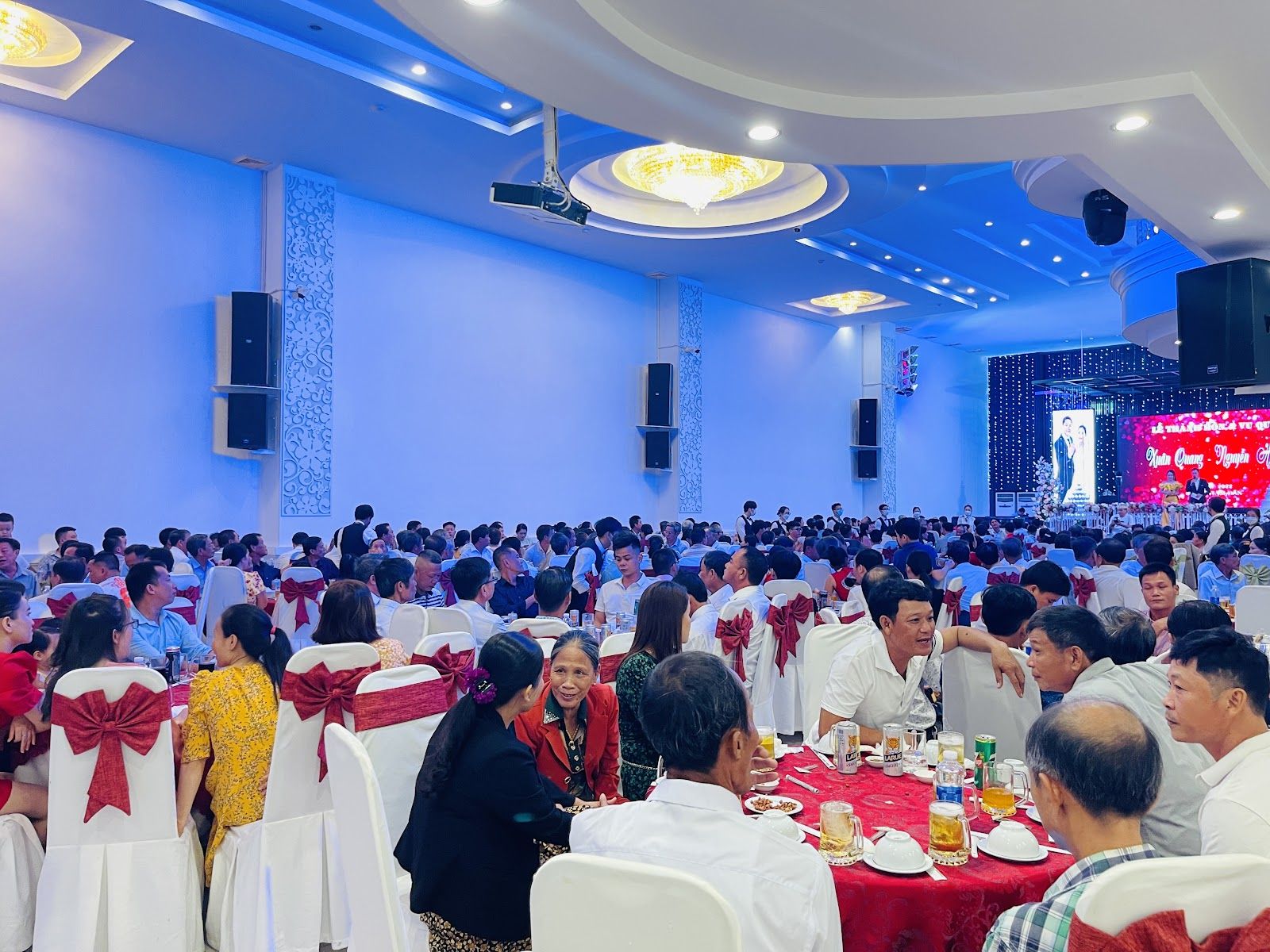 Nhà hàng Tiệc cưới Hưng Gia Trần
