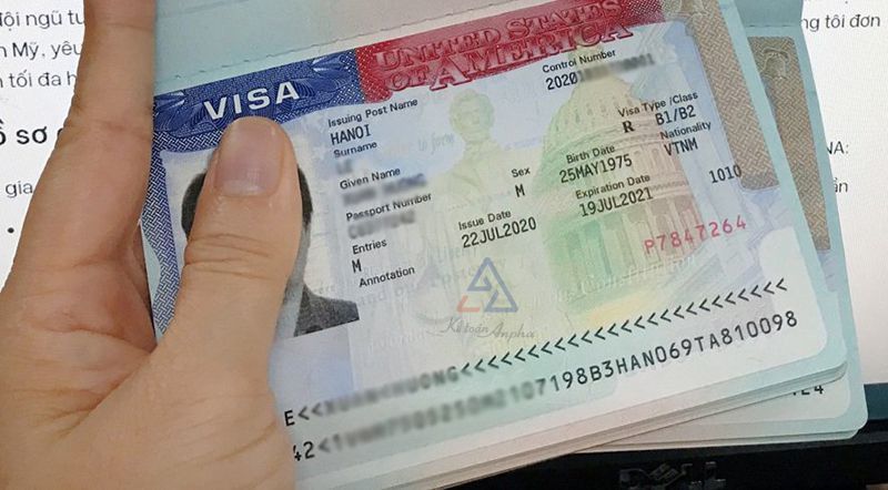Dịch vụ làm hộ chiếu
