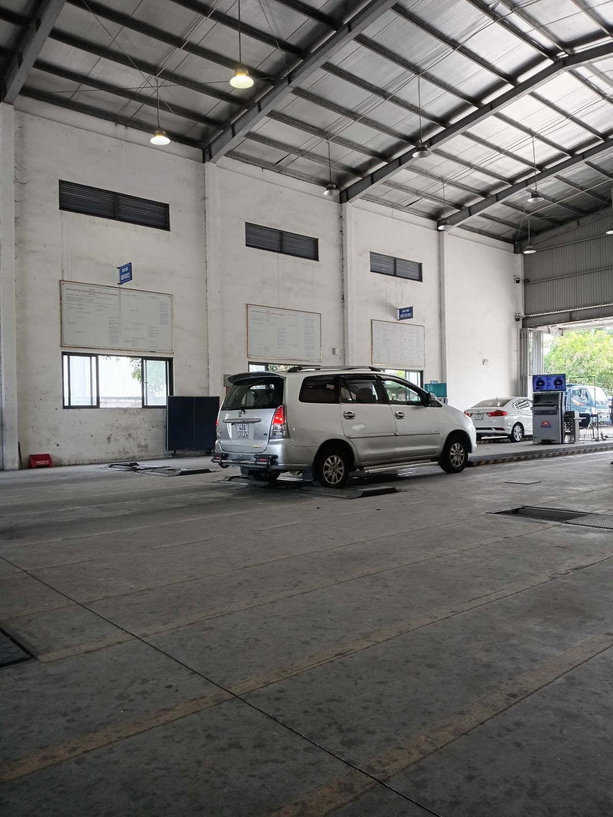 Trung Tâm Đăng Kiểm Hòa Cầm 43-04D