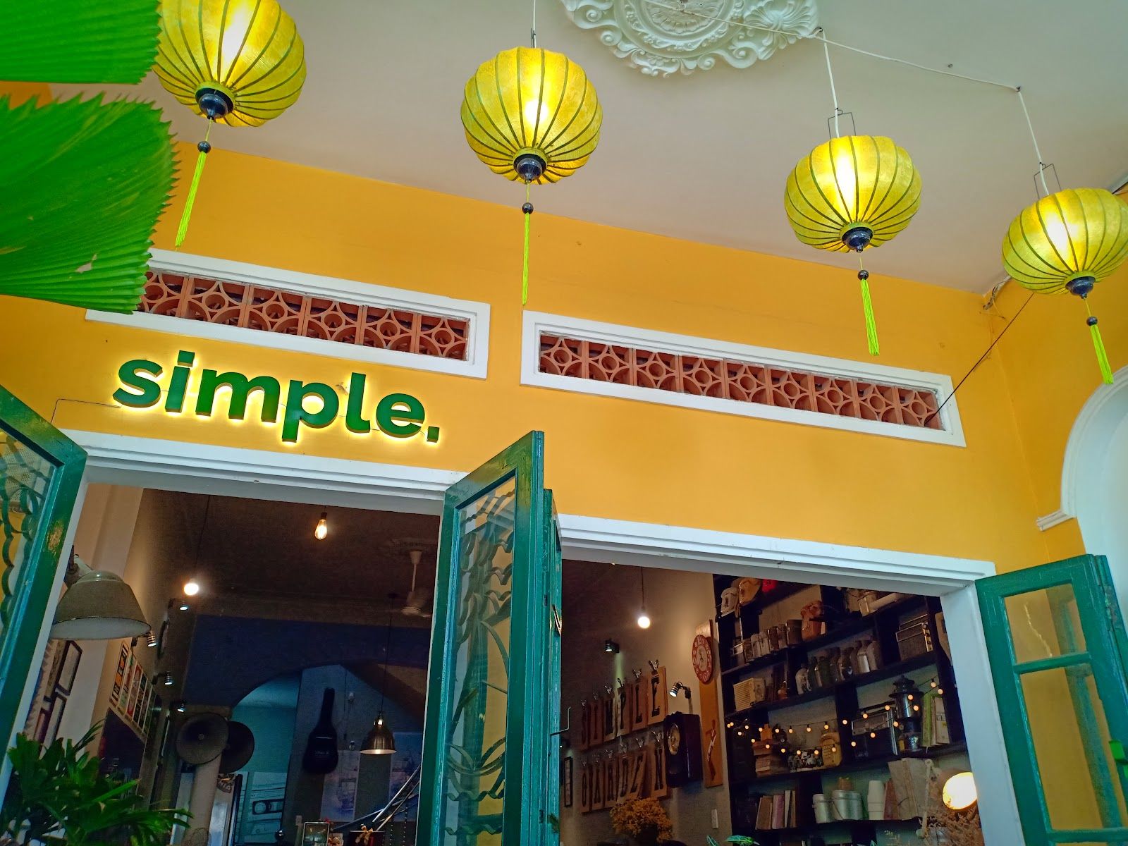 Simple Garden Cafe