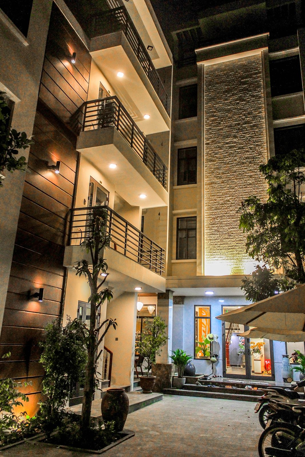 Green Apartment