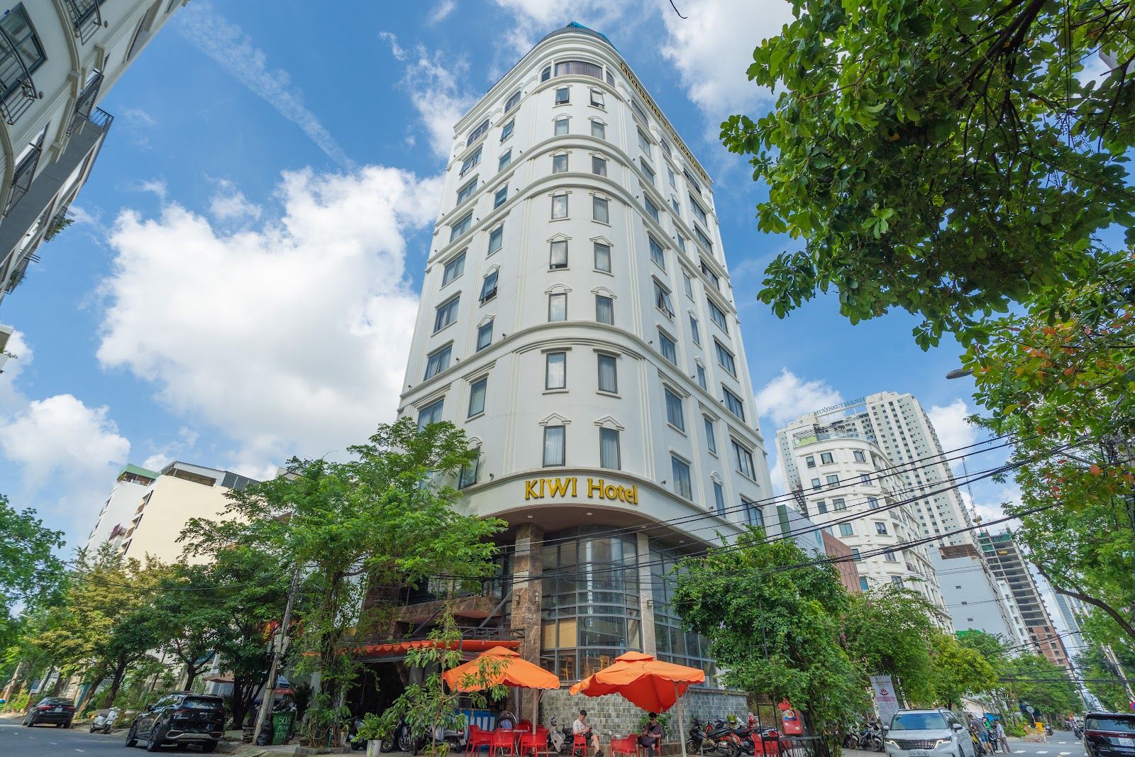SAMATHA Apartment And Hotel