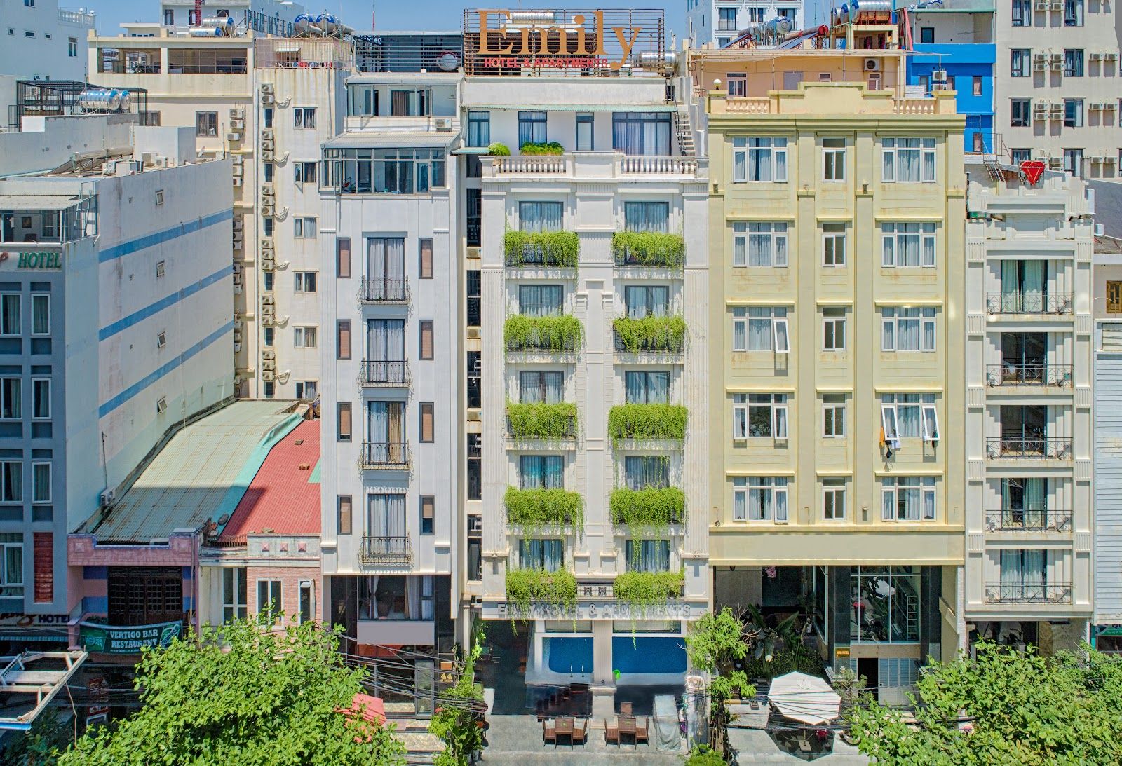 AVA Hotel & Apartment