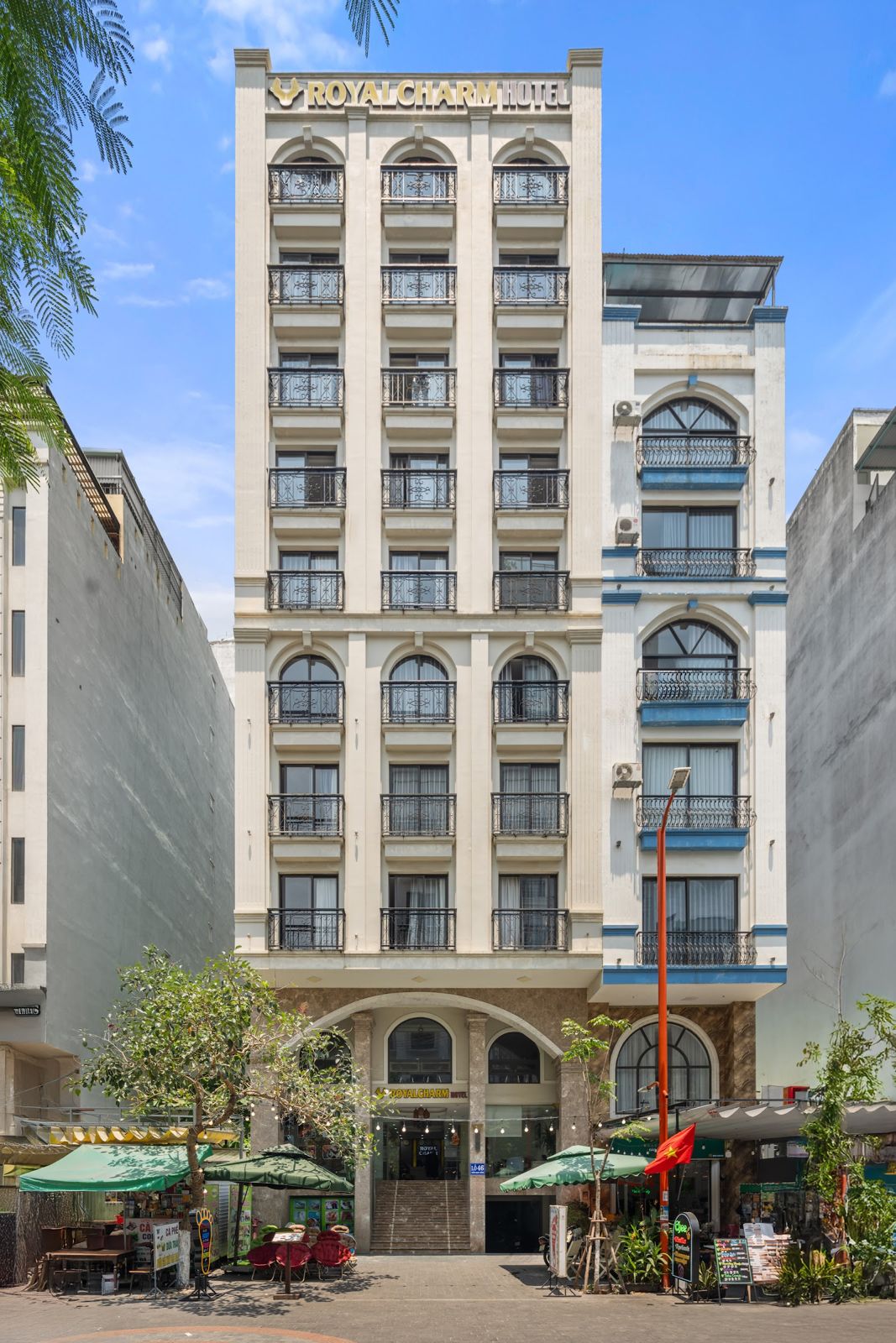 AVA Hotel & Apartment