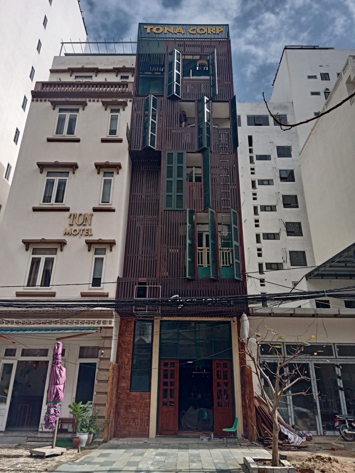 TONA Hotel & Apartment