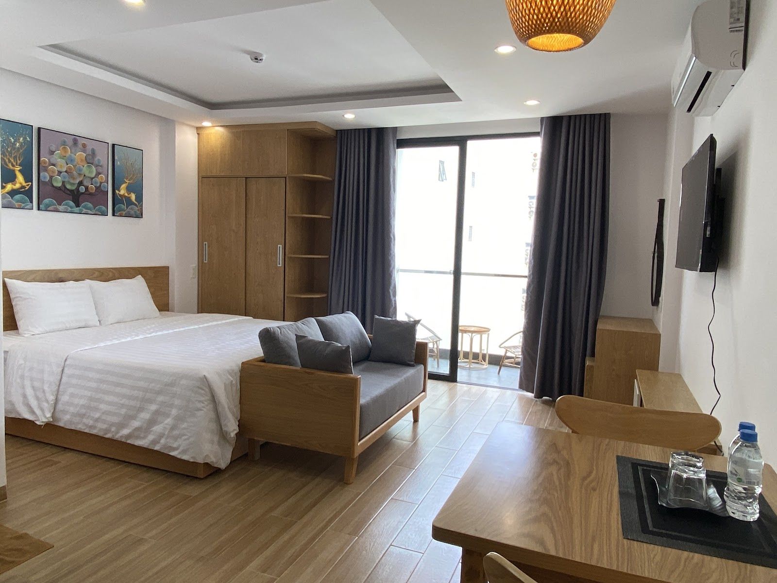 The Home Hotel & Apartment