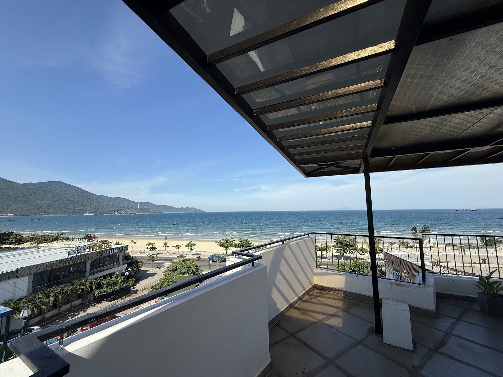 CANI BEACH HOUSE