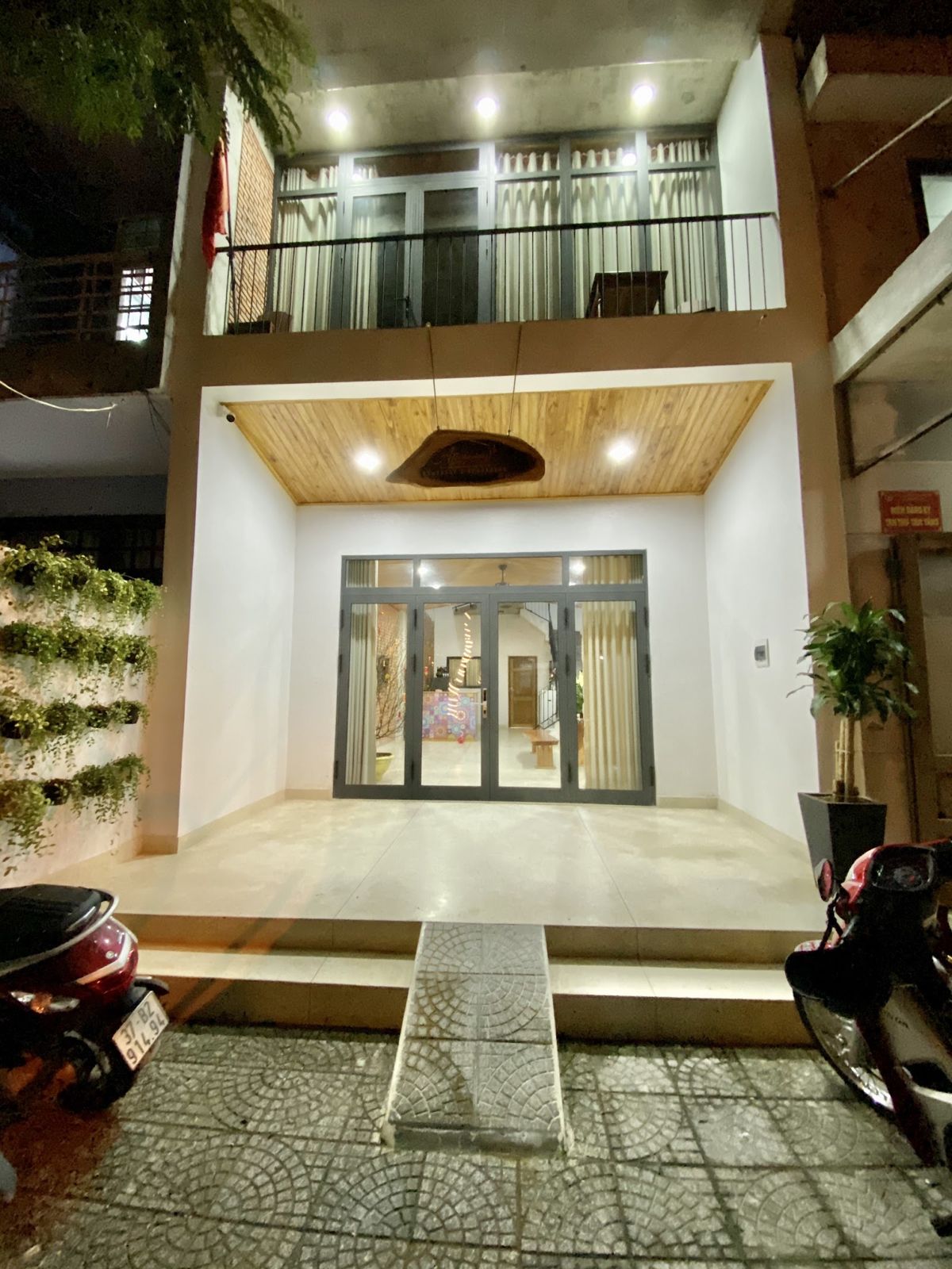 Anstay Homestay & Apartment