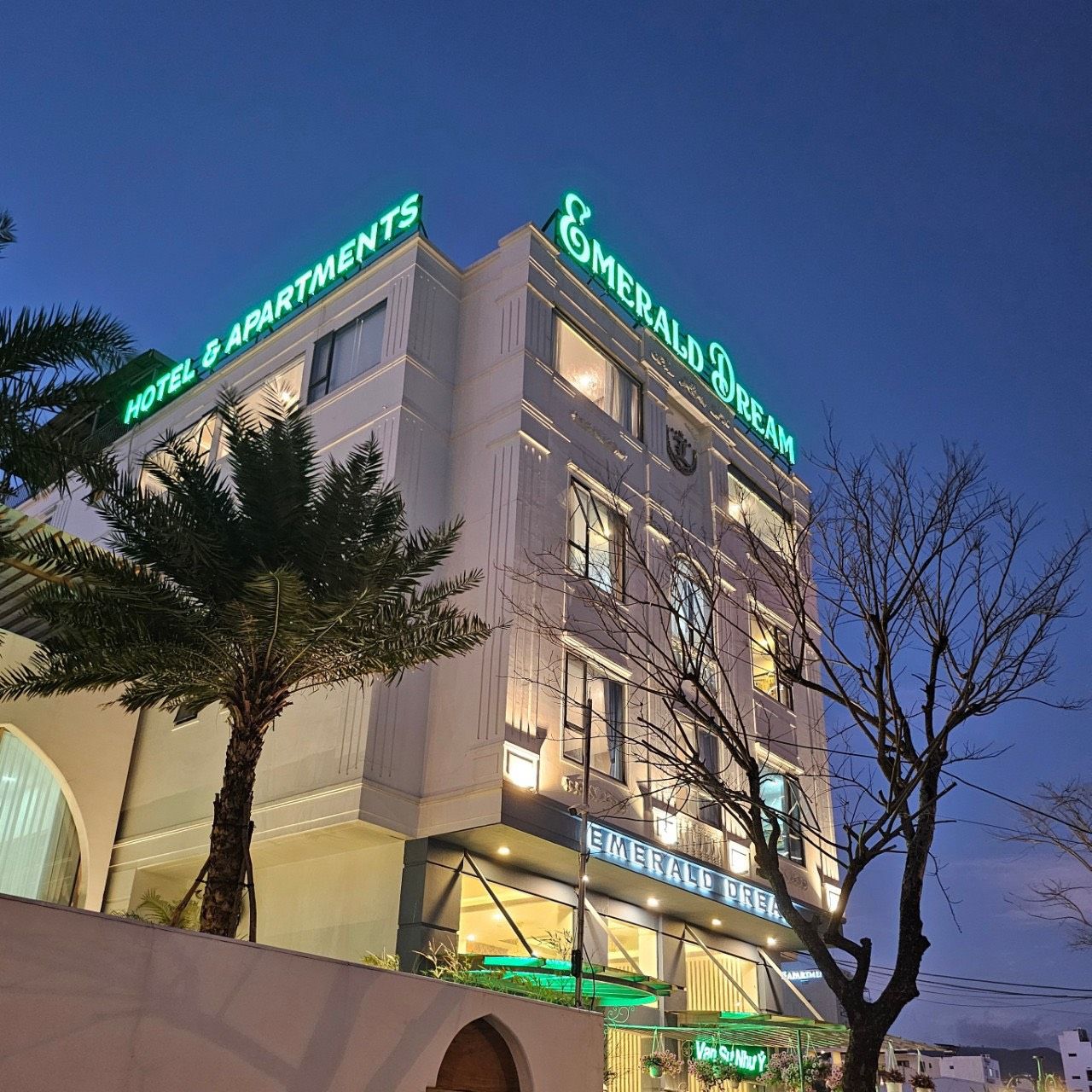 Sanayen Villa & Residences