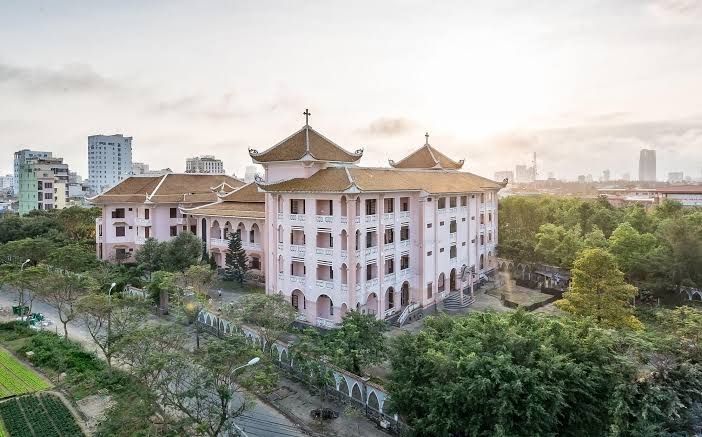 Sanayen Villa & Residences