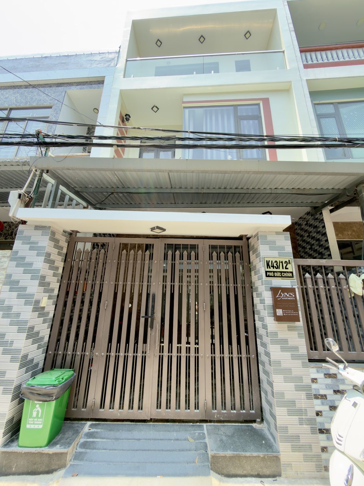 Lyn’s Apartments