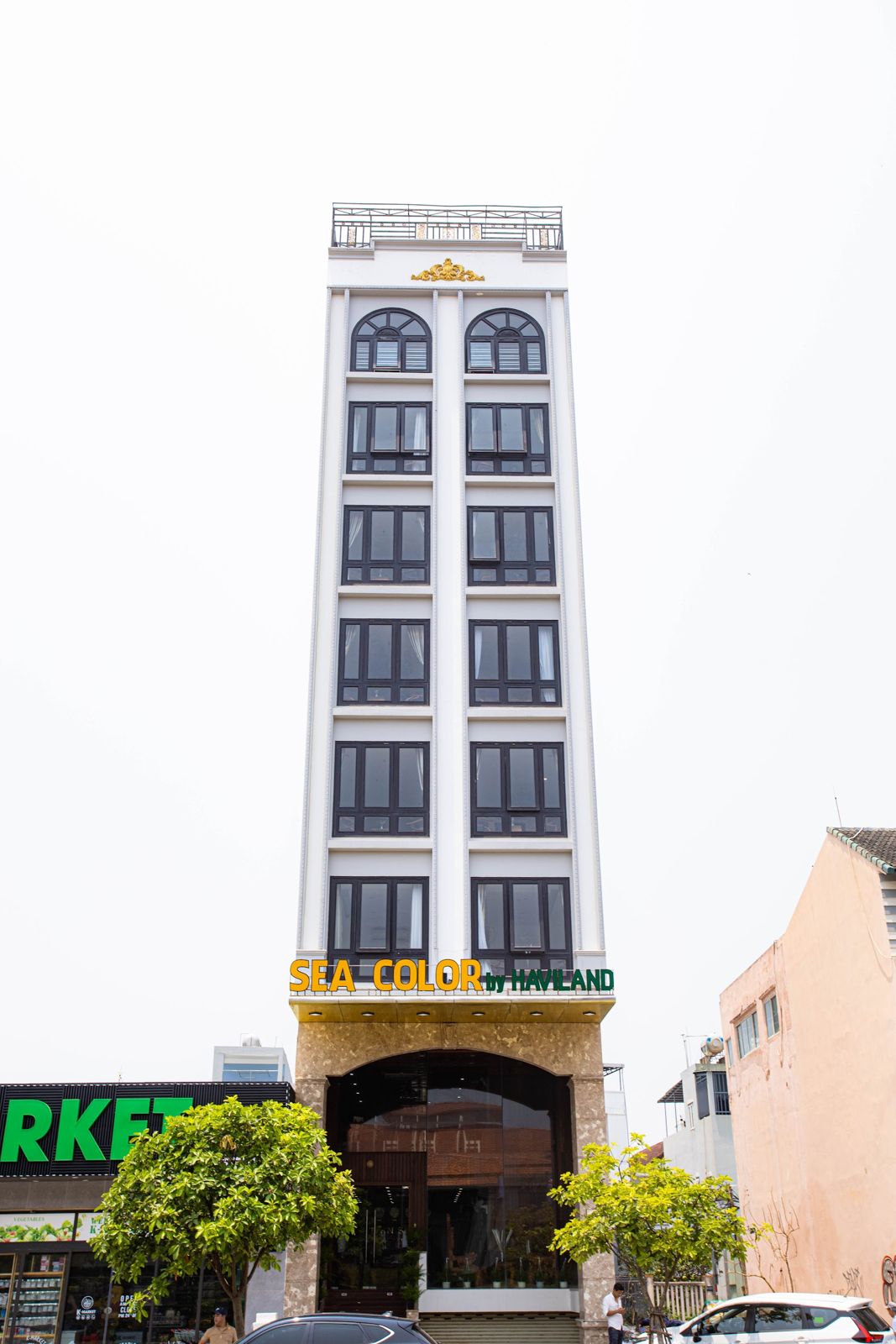 MeQ Beach Hotel & Apartment