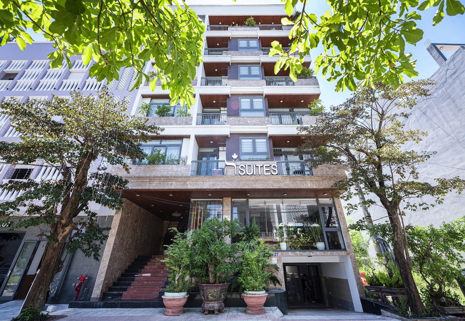 LAUREL DANANG APARTMENT