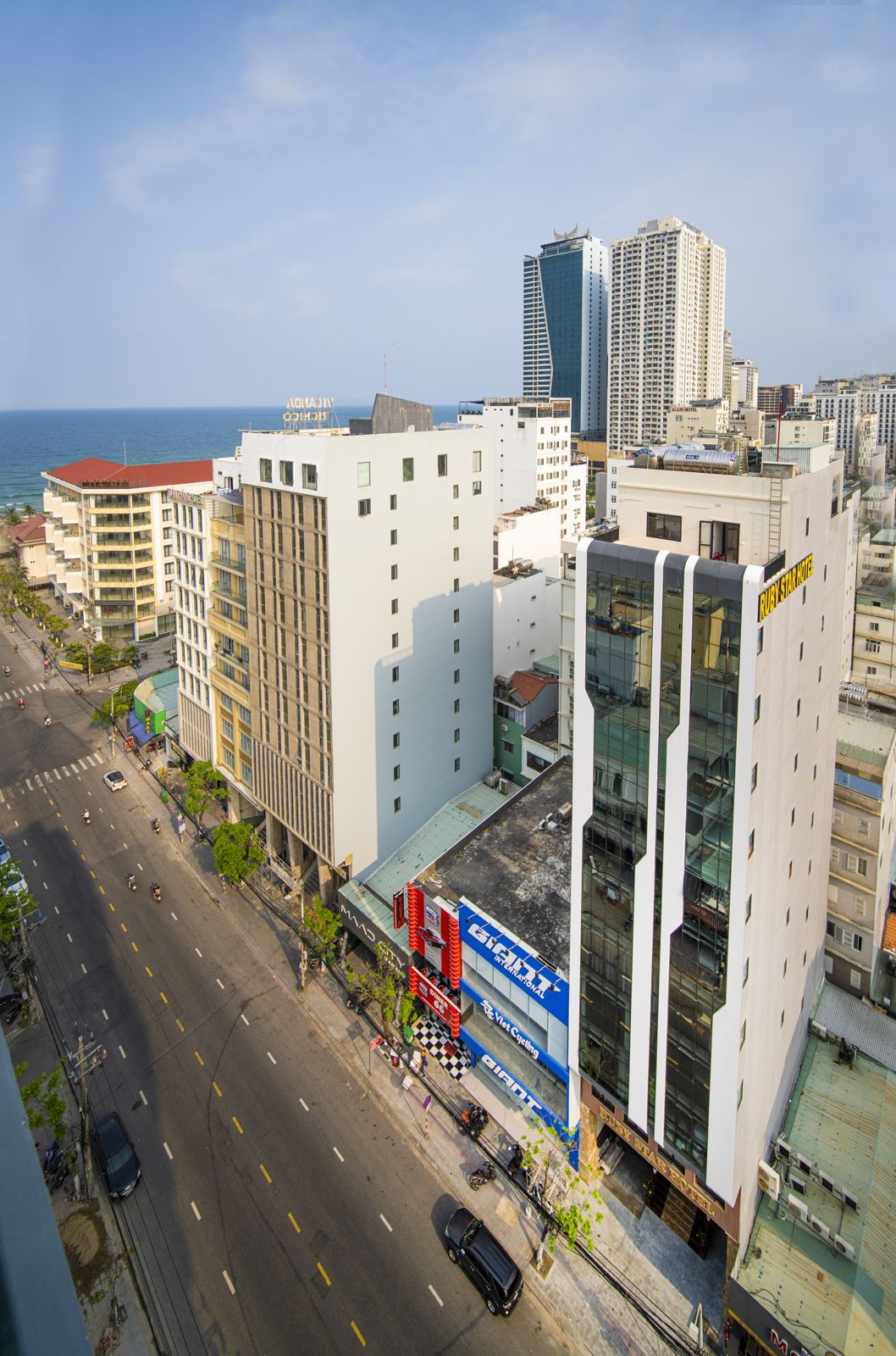 CELINA HOTEL & APARTMENT