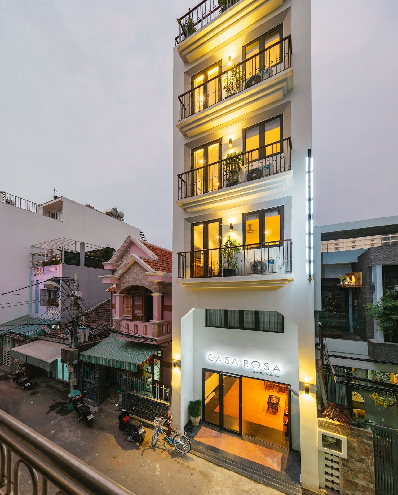 Corgi House Beachstay Da Nang