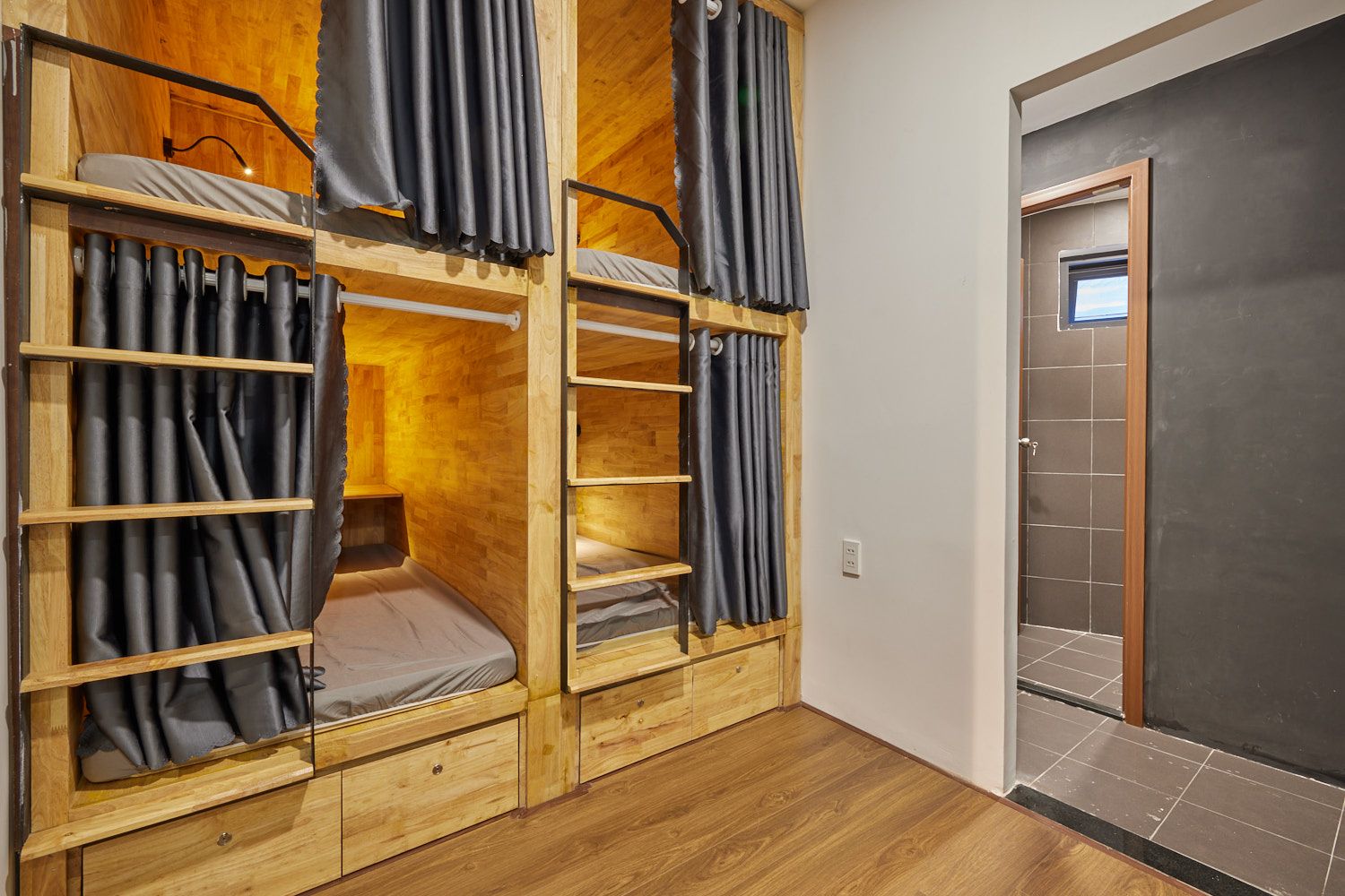 Pariat Hotel & Apartment